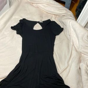 Black flowy tshirt dress